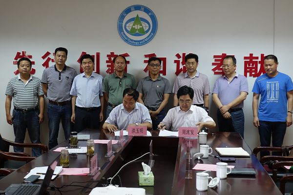 冰球突破mg正规官网班子赴铜陵教学实践基地单位调研并慰问实习师生