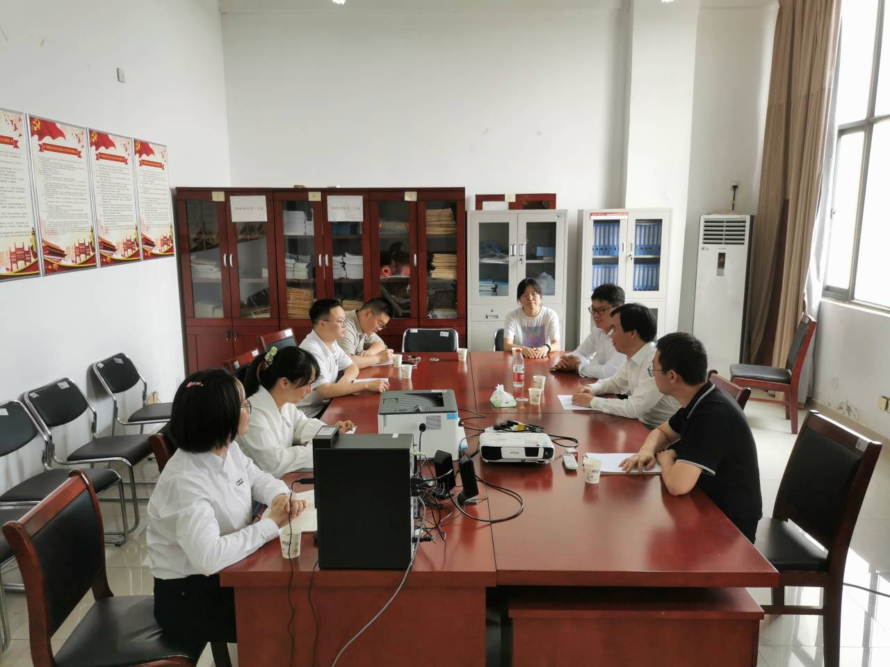 冰球突破mg正规官网调研推进宣城校区工作