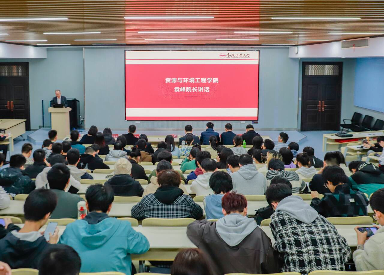 冰球突破mg正规官网举办首批科普导师暨校地质博物馆学生讲解员聘任仪式